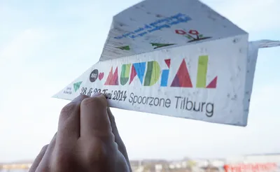 Groene vliegende flyer voor Mundial