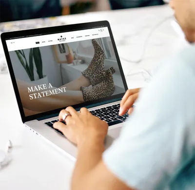 MacBook Mockup-Mayke